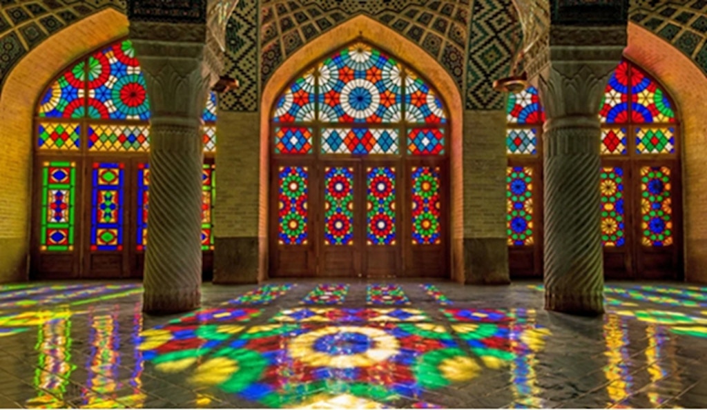 Figure 1. Orosi Structure used in Nasir-ol-Molk Mosque, Shiraz, Iran [Taken by Hesam Montazeri retrieved from https://www.atlasobscura.com/places/nasir-al-mulk-mosque]